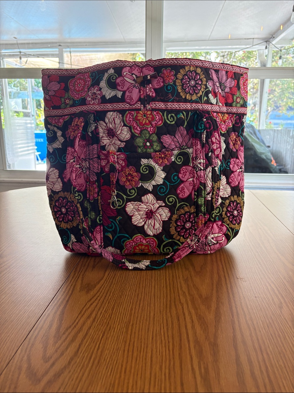 Vera Bradley mod floral tote
